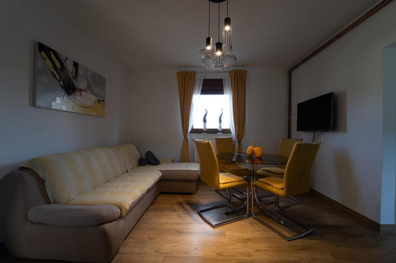 House Malkoc Apartman Saborsko Kültér fotó